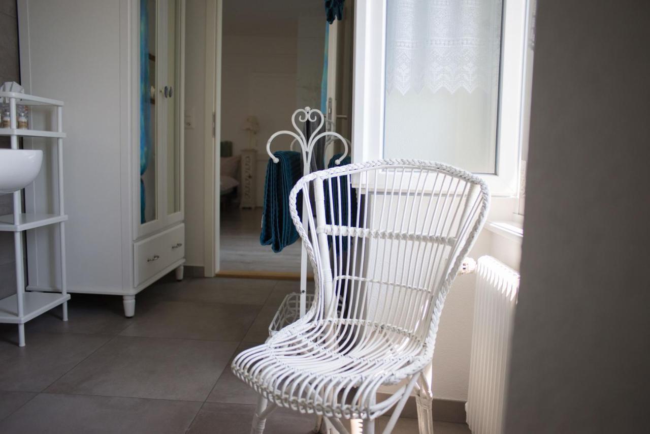Hotel De La Beroche Saint-Aubin-Sauges Eksteriør billede
